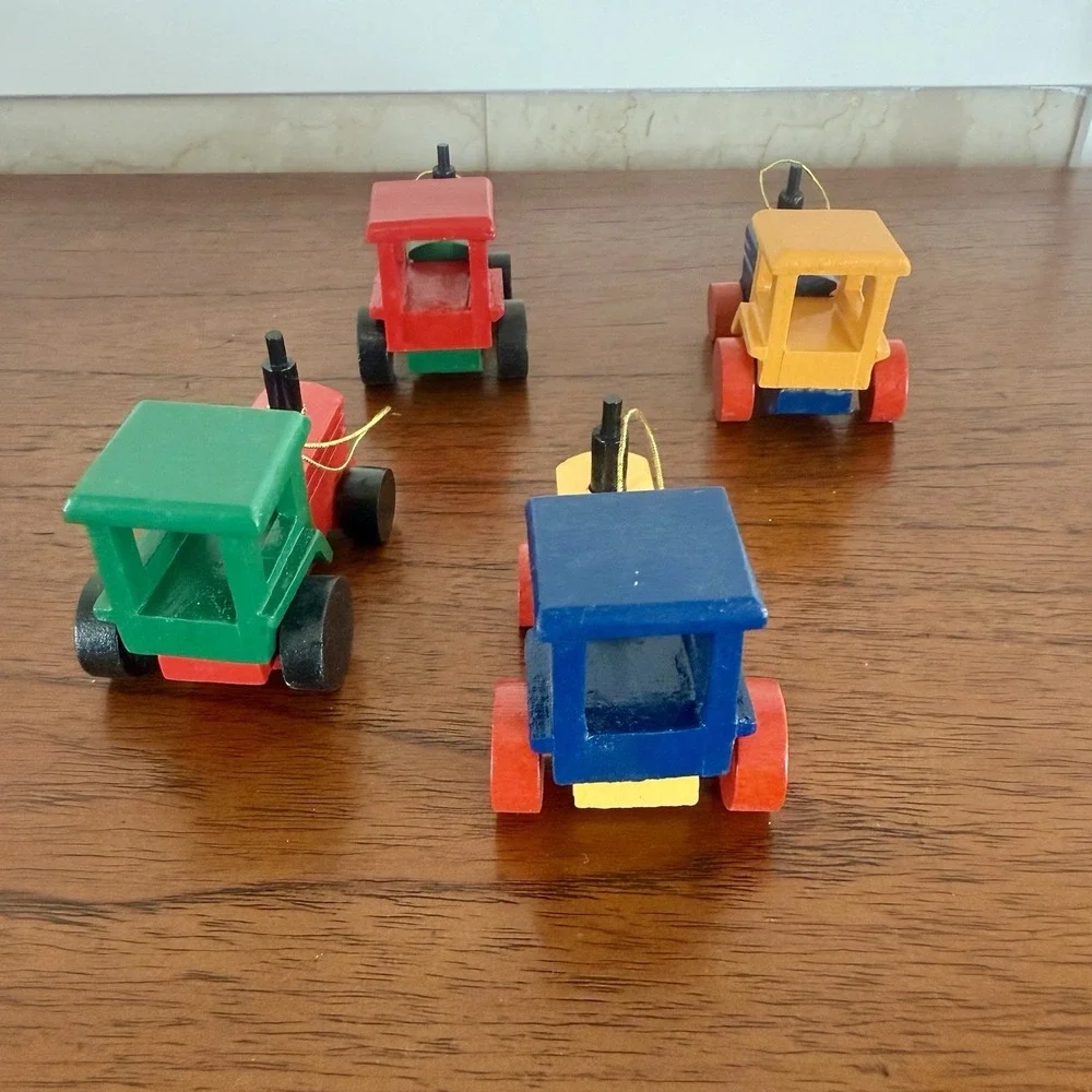 Wood Truck‎ Ornaments Colorful Christmas Tree Holiday Decoration Set Of 4.